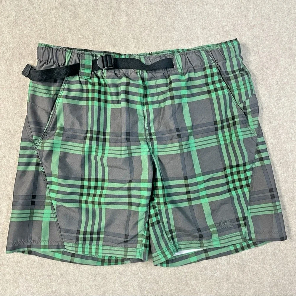 THE North Face Shorts Mens Size LG Plaid Green Swim Suit Trunks Belt and Pockets
